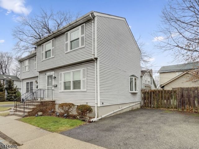 352 N Oraton Pkwy, East Orange City, NJ 07017