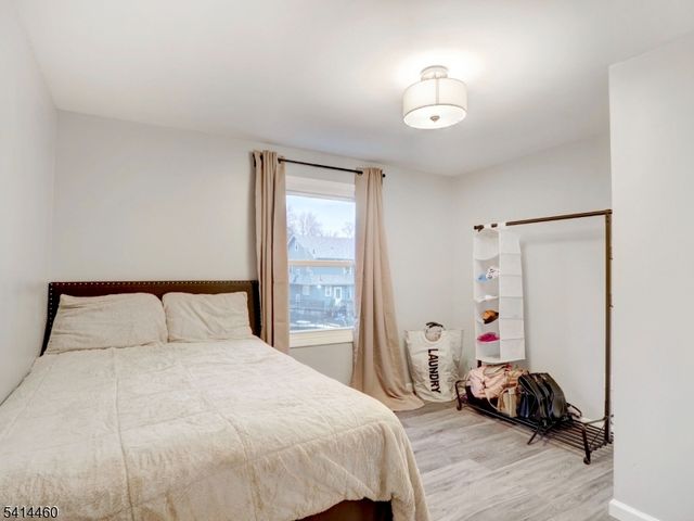 352 N Oraton Pkwy, East Orange City, NJ 07017