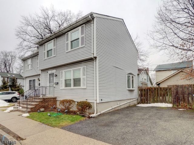 352 N Oraton Pkwy, East Orange City, NJ 07017