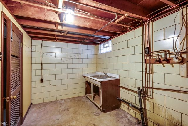 513 Queen Street, Minerva, OH 44657