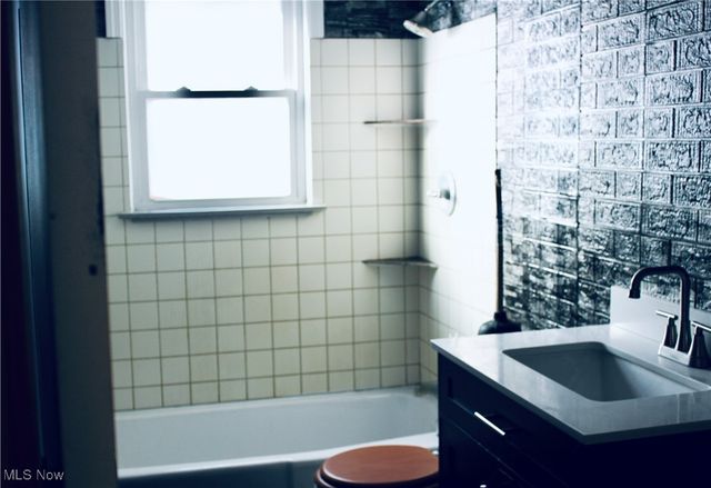 513 Queen Street, Minerva, OH 44657