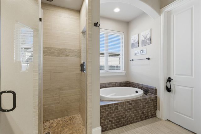 4826 Trickle Creek Drive, Fulshear, TX 77441