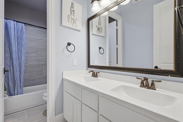 4826 Trickle Creek Drive, Fulshear, TX 77441