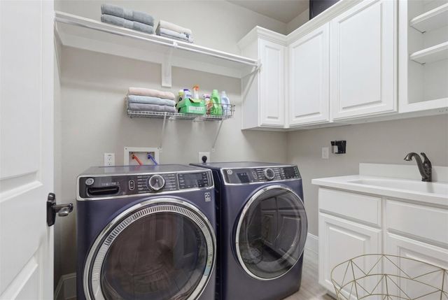 4826 Trickle Creek Drive, Fulshear, TX 77441