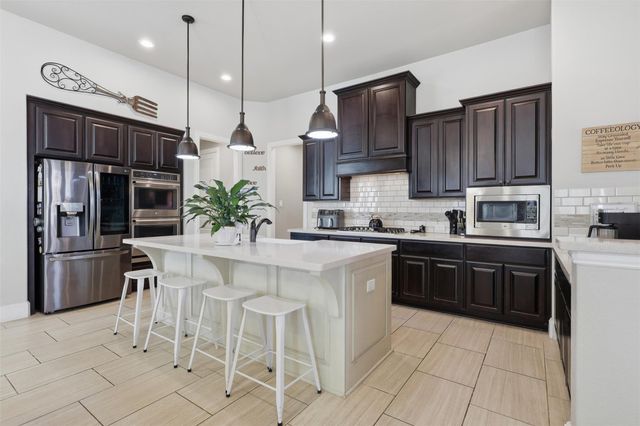 4826 Trickle Creek Drive, Fulshear, TX 77441