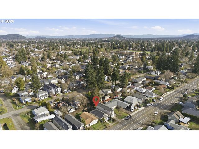 5431 Se FLAVEL St, Portland, OR 97206