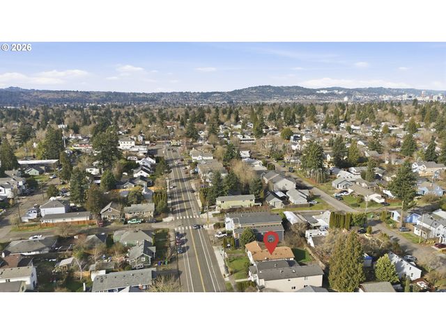 5431 Se FLAVEL St, Portland, OR 97206