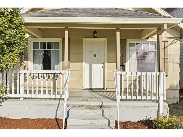 5431 Se FLAVEL St, Portland, OR 97206