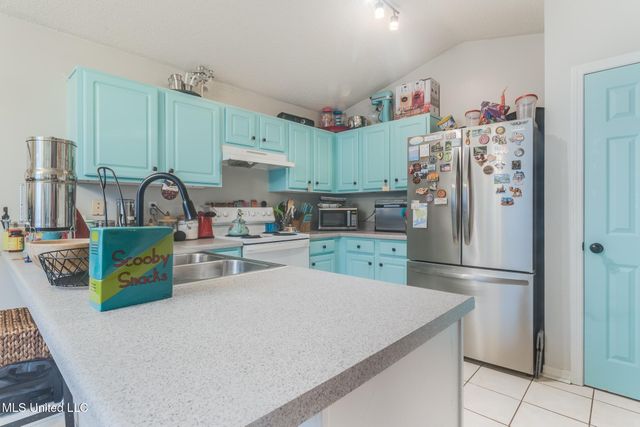 10741 E Bay Tree Drive, Gulfport, MS 39503