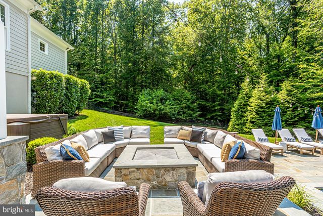 248 SPRINGVALE RD, Great Falls, VA 22066