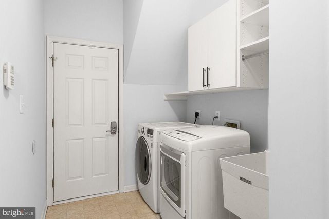 22561 HOWARDSVILLE WOODS CT, Ashburn, VA 20148