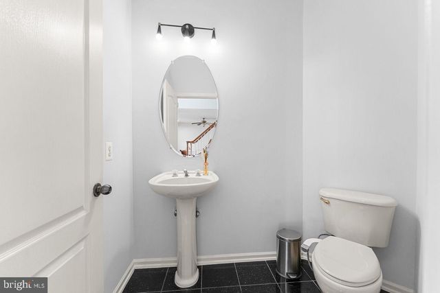 22561 HOWARDSVILLE WOODS CT, Ashburn, VA 20148