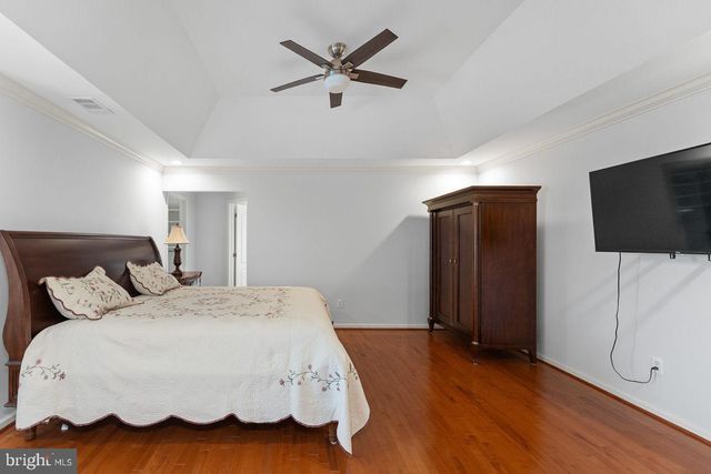 22561 HOWARDSVILLE WOODS CT, Ashburn, VA 20148