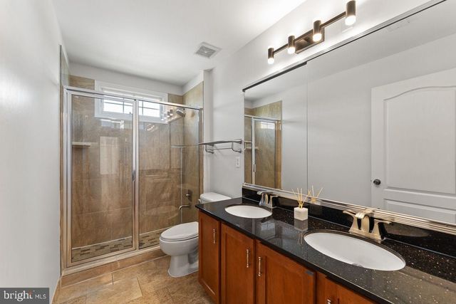 22561 HOWARDSVILLE WOODS CT, Ashburn, VA 20148