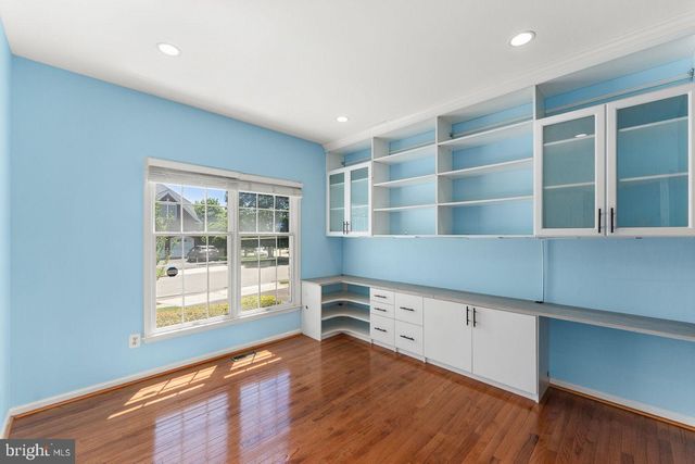 22561 HOWARDSVILLE WOODS CT, Ashburn, VA 20148