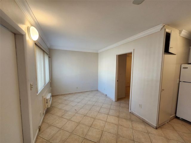 2213 Lincoln Street 14, Hollywood, FL 33020