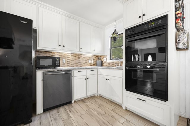 103 Hamden Lane, Mesquite, TX 75149