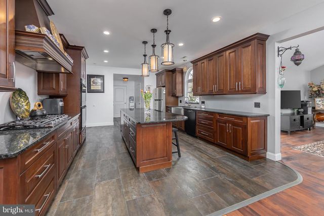 1308 ROSELLE DR, Millville, NJ 08332