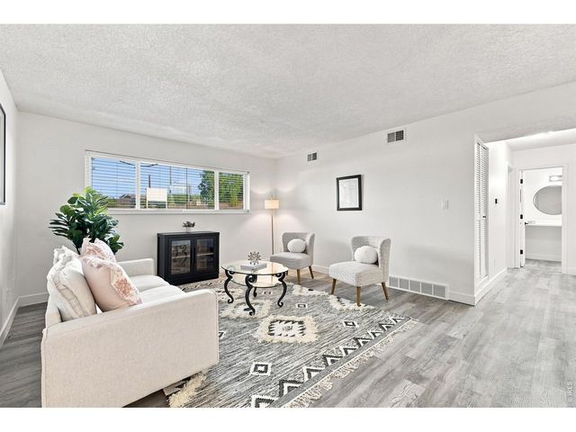 50 E Highline Cir 102, Centennial, CO 80122