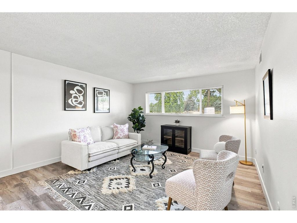 50 E Highline Cir 102, Centennial, CO 80122