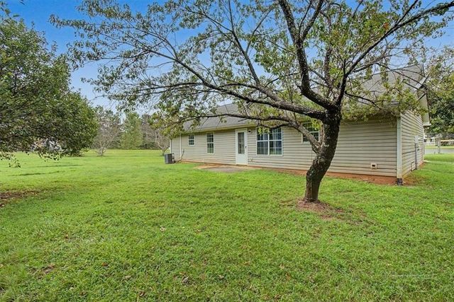 28 Autumn Ridge Drive, Euharlee, GA 30145