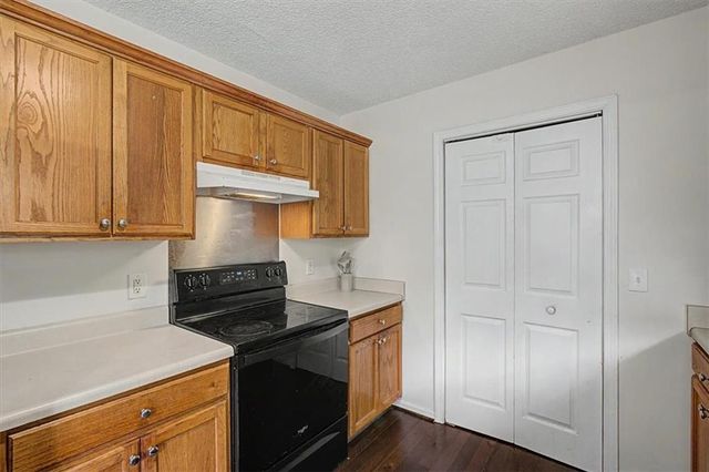 28 Autumn Ridge Drive, Euharlee, GA 30145
