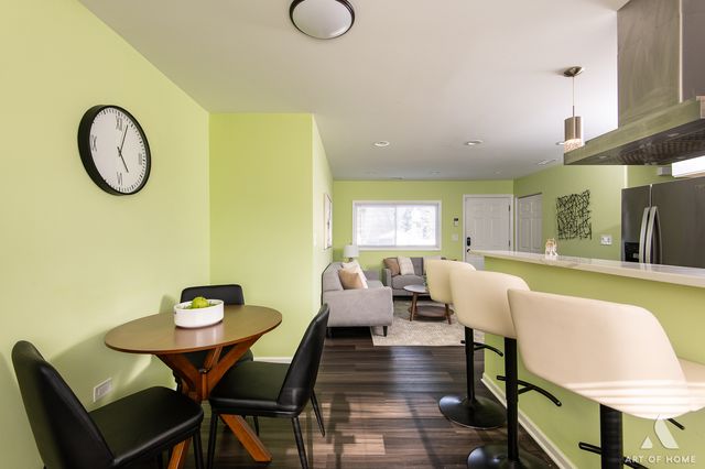 703 Yates Avenue, Romeoville, IL 60446