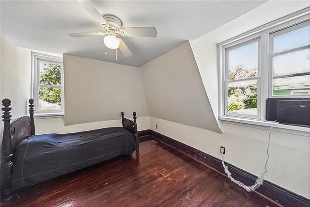2124 Drake Park Avenue, Des Moines, IA 50311