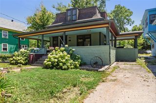 2124 Drake Park Avenue, Des Moines, IA 50311