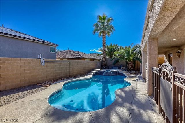 692 Blue Crystal Creek Road, Henderson, NV 89002