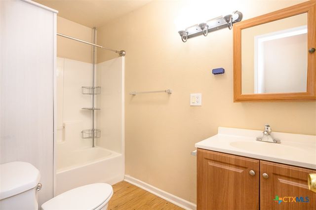 104 W Beeline Lane, Harker Heights, TX 76548