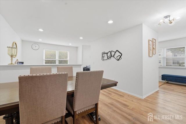 133 Keswick Drive, Piscataway, NJ 08854