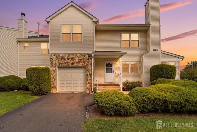 133 Keswick Drive, Piscataway, NJ 08854