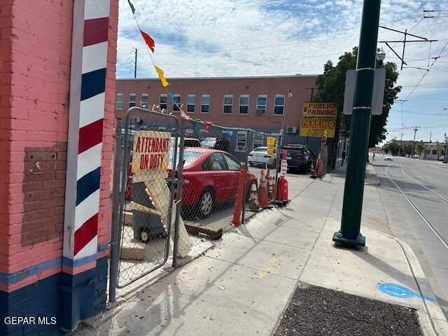 702 S Santa Fe Street, El Paso, TX 79901