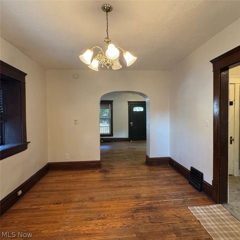 117 Dodge Avenue, Akron, OH 44302