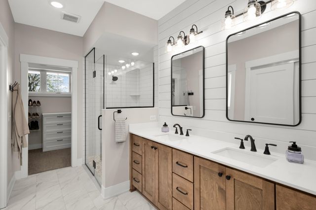 20583 Nevada Avenue, Prior Lake, MN 55372