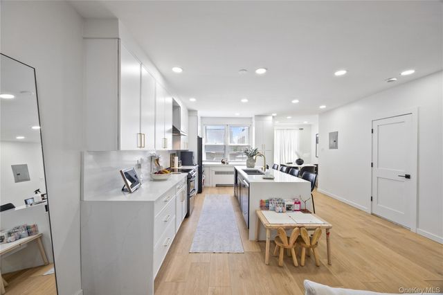 1518 Fielding Street, Bronx, NY 10469