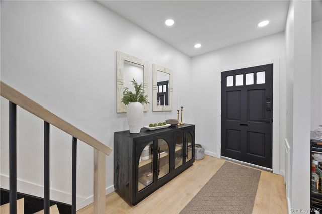 1518 Fielding Street, Bronx, NY 10469