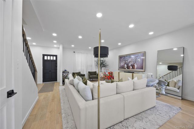 1518 Fielding Street, Bronx, NY 10469
