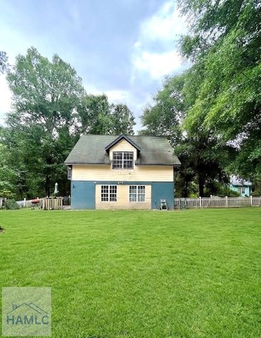 351&353 Thurmon Road, Jesup, GA 31545