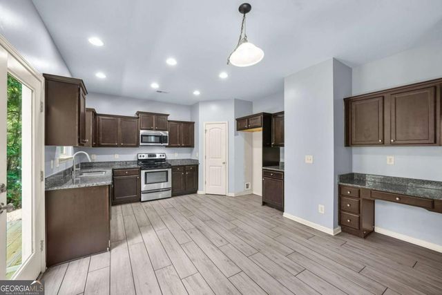 828 Pine Lane, Lawrenceville, GA 30043