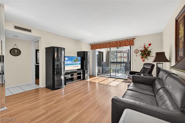 6136 Whiskey Creek DR 520, Fort Myers, FL 33919