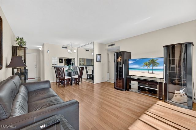 6136 Whiskey Creek DR 520, Fort Myers, FL 33919