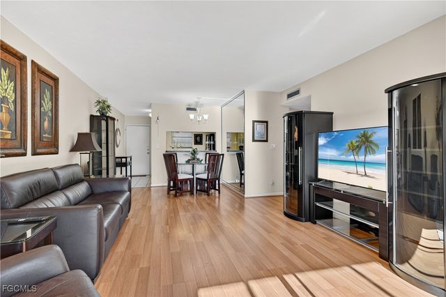 6136 Whiskey Creek DR 520, Fort Myers, FL 33919