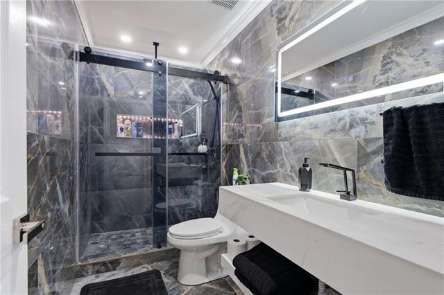 752 Key Largo Pointe, Auburn, GA 30011