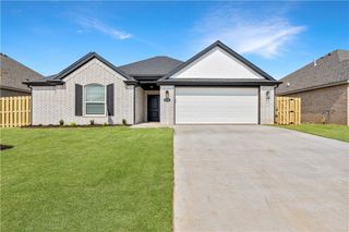 2279 S Magnificent Loop, Fayetteville, AR 72701