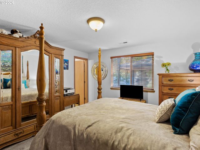 17315 Se 19TH St, Vancouver, WA 98683