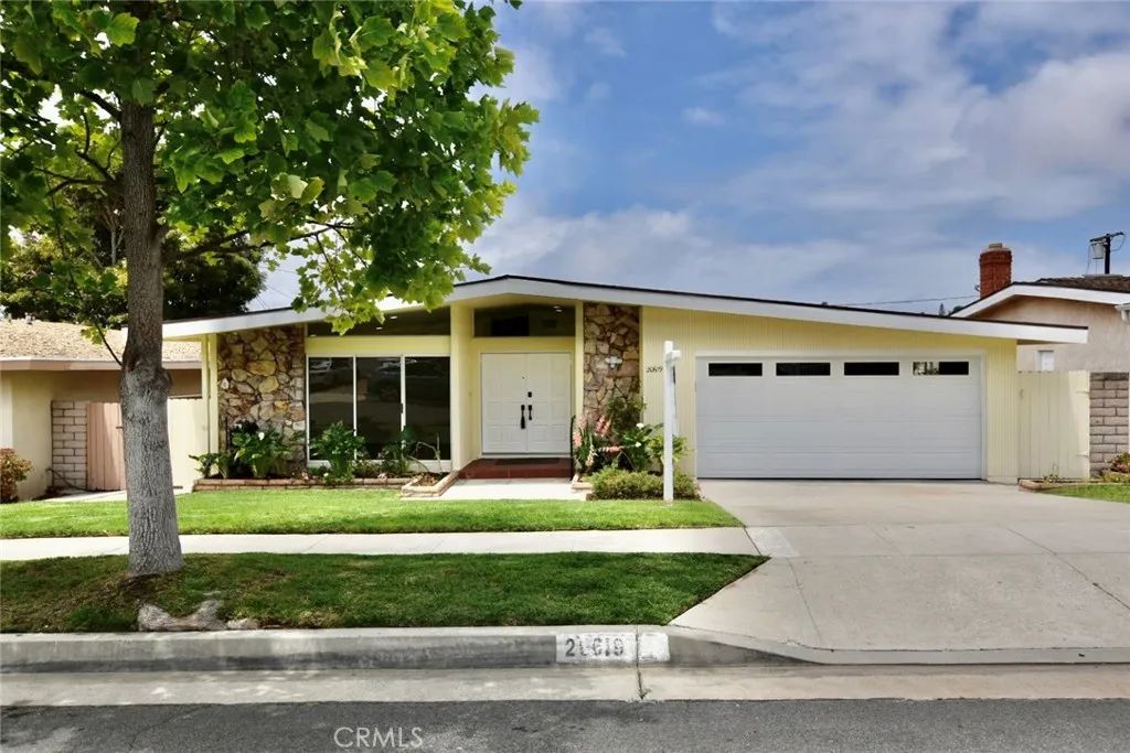 20619 Toluca Avenue, Torrance, CA 90503