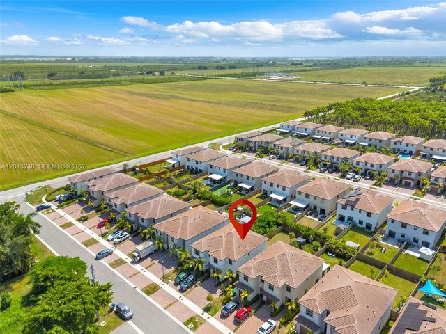 25500 SW 108th Ave, Homestead, FL 33032