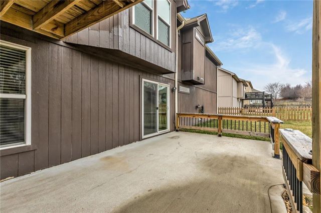 803 Englewood Drive, Kearney, MO 64060